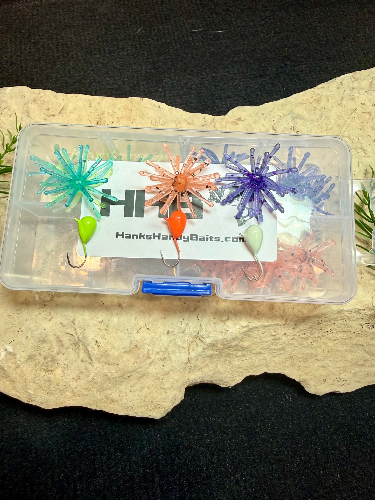 Micro 1.25” Fuzz Ball Fishing Kit (Glow in the Dark)